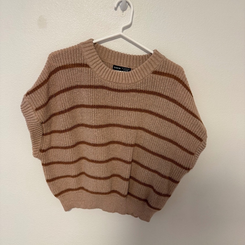 Cute Sleeveless Sweater Top